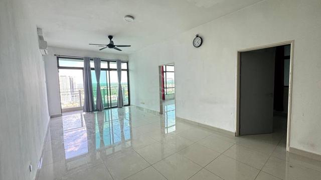 Parc Regency 1