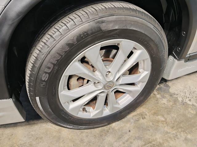 2016NissanX-Trail IMPUL 2.0(A)B/ListBolehLoanKedai - 3