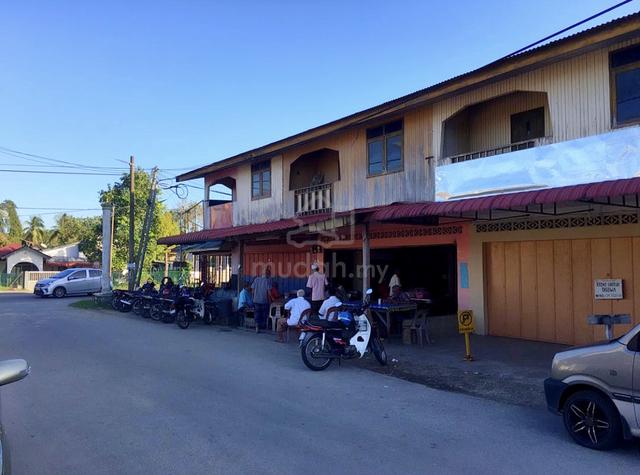 Lot kedai di cabang Empat binjai - dekat wakaf stan untuk disewa. 1