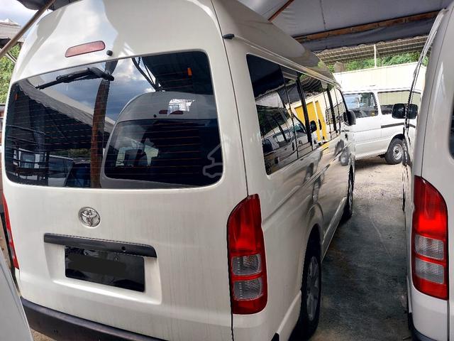 Toyota HIACE 2.5 (D) HIGH ROOF WINDOW VAN - 2