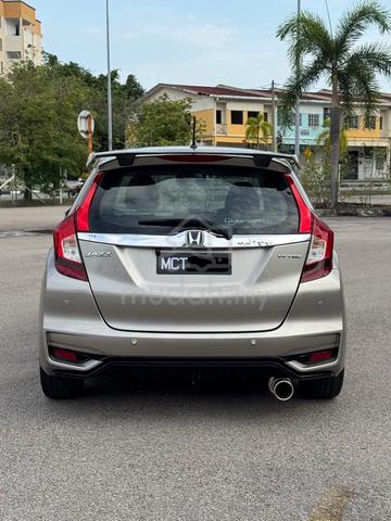 2015 Honda JAZZ 1.5 FLRS (A) Thailook Style - 3