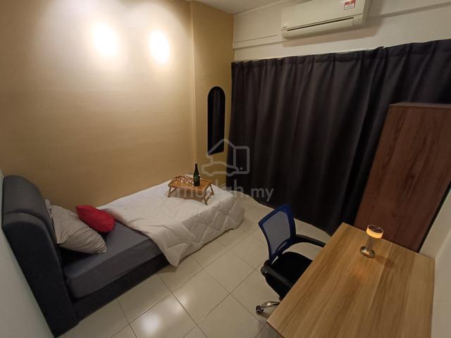 Fully FURNISHED Middle Room For Rent – MALE ONLY✨✨ 1