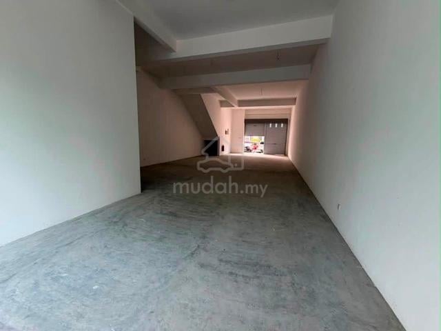 Skudai Impian Emas Impian Walk Three Storey Shop 1