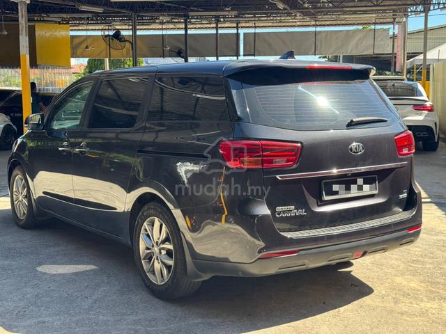 2017 Kia GRAND CARNIVAL 2.2 D (A) LOAN KEDAI IC SJ - 5