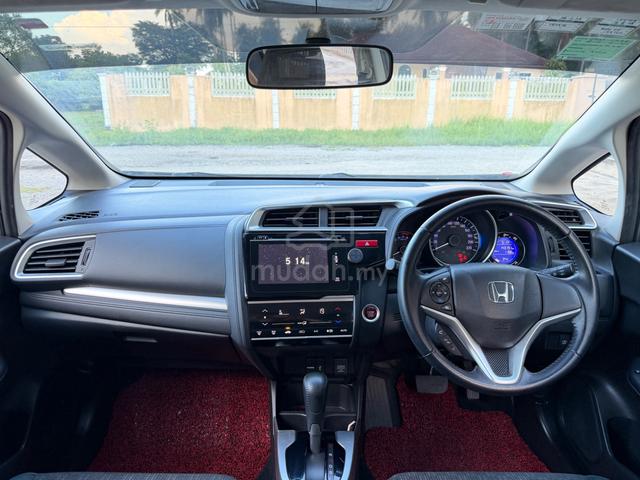 2014 Honda JAZZ 1.5 V (A) - 3