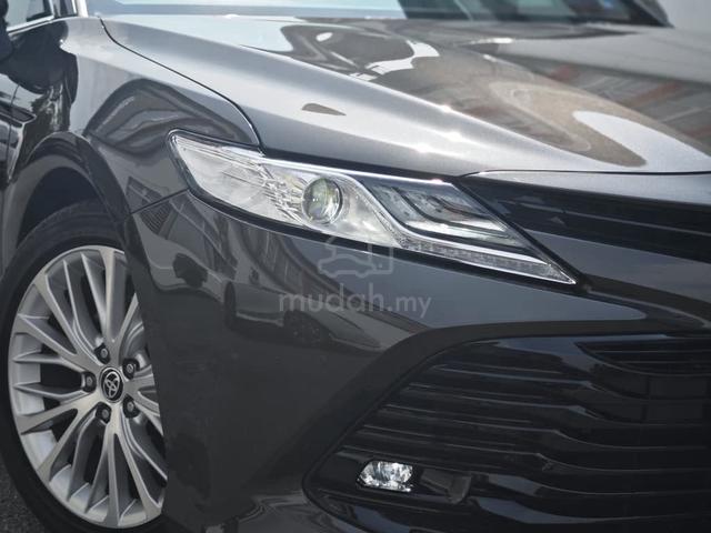 2021 Toyota CAMRY 2.5 V (A) 13k KM ONLY DONE - 3