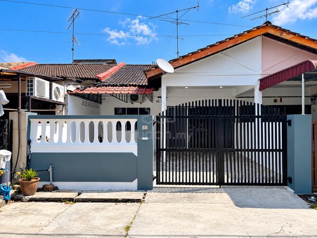 Taman Mewah Kulai Single Storey House 1