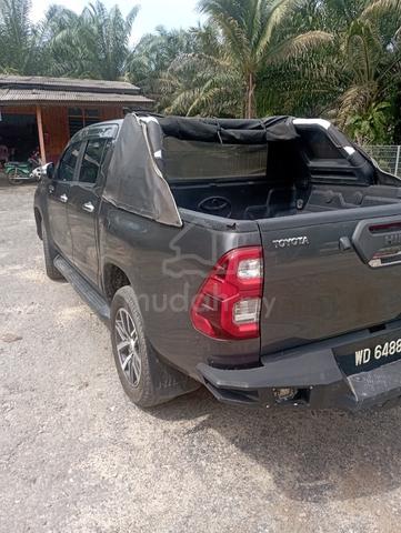 2016 Toyota HILUX 2.8 G VNT (A) - 4
