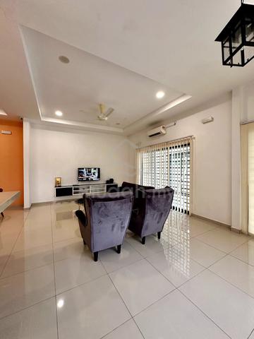 Super Long and Big 2 Storey Semi-D House for Sales at Taman Grand Silb 1