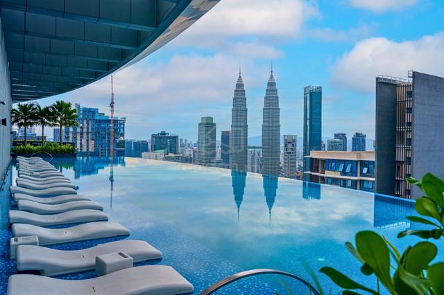 Divine KLCC 1