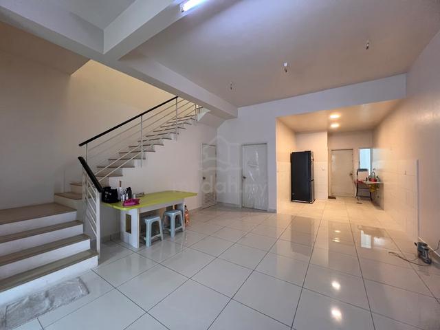 [[RENOVATED 20X90]] 2 Storey Terrace House, Gamuda Gardens, Kundang 1