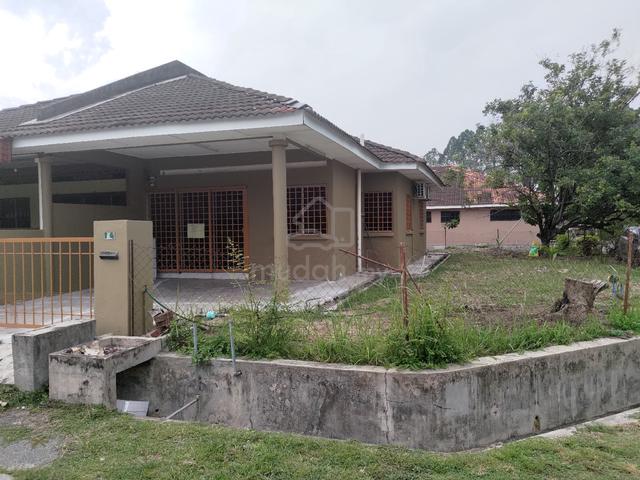 Single Storey Corner House 1