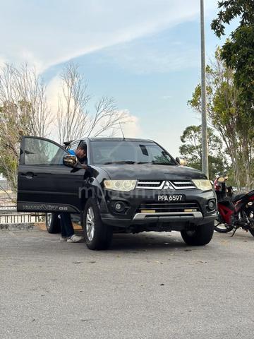 2014 Mitsubishi TRITON 2.5 VGT GS (A) - 1