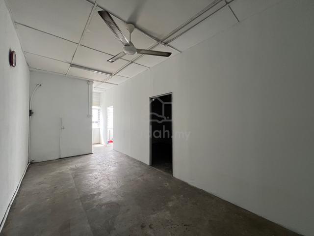 Alma Impian Ria Shop 1st Floor l Partition Rooms Ready l Newly Painted 1