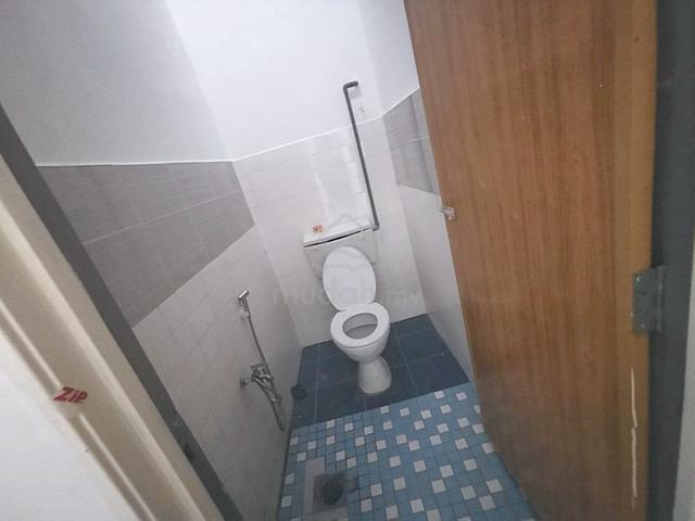 FULL Loan 💯 Rumah Teres murah Pekan Kapar Klang Terrace House 4