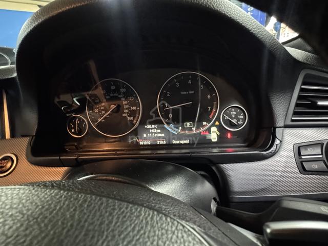 2011 Bmw 5 SERIES 3.0 28I M SPORT F10 (A) - 4