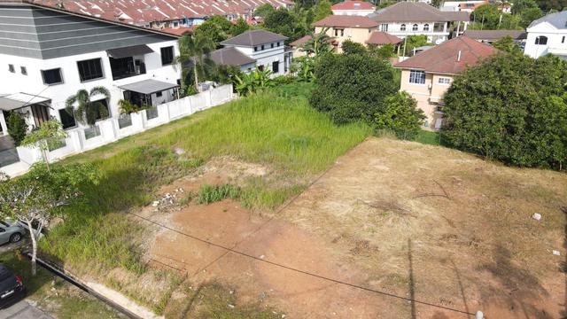 Berdekatan Masjid Saujana Utama Tanah Rata dah ada jiran 1