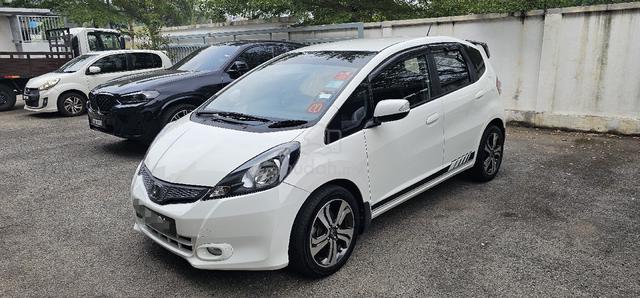 2013 Honda JAZZ 1.5 FACELIFT (A) - 1