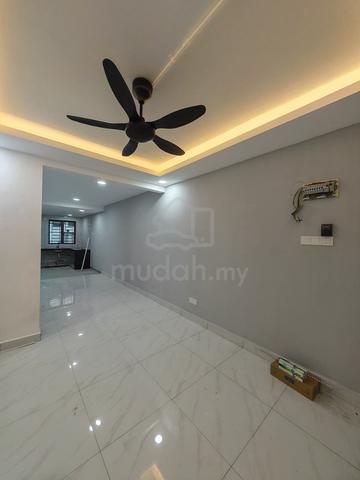 Medium Cost Double Storey End Lot With Land @ Bandar Indahpura, Kulai 1