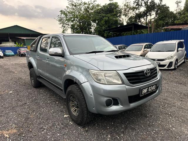Toyota HILUX 2.5 G VNT DOUBLE CAB (M) 2015 PADUU - 1