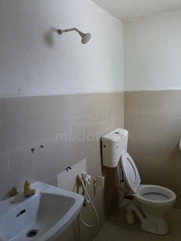 1sty , taman mewah ,kulai 1