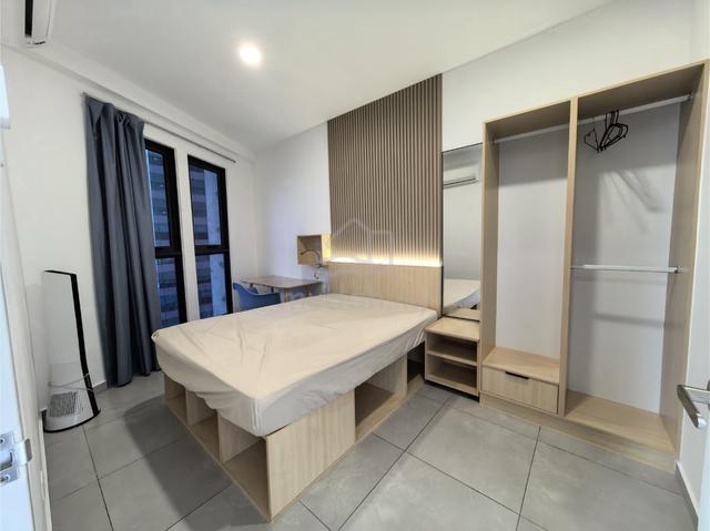 YOLO Signature Suites 1