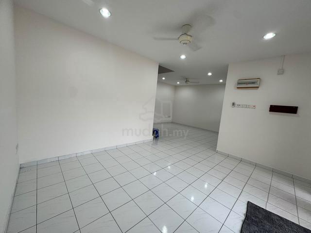 For rent | Taman Iramanis | Double storey | unfurnished | 1