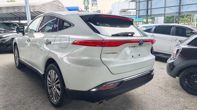 2025 Toyota HARRIER 2.0 Z (MOONROOF,DIGITAL METER) - 3