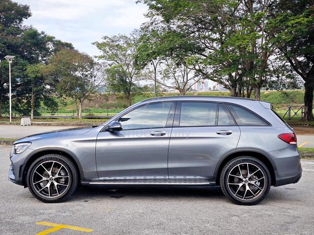 Mercedes Benz GLC300 2.0 AMG LOW MILEAGE 31K KM - 3