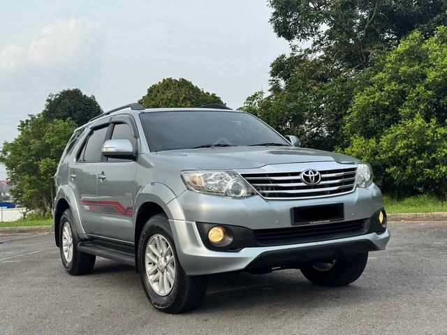 2012 Toyota FORTUNER 2.5 G TRD SPORTIVO VNT - 2