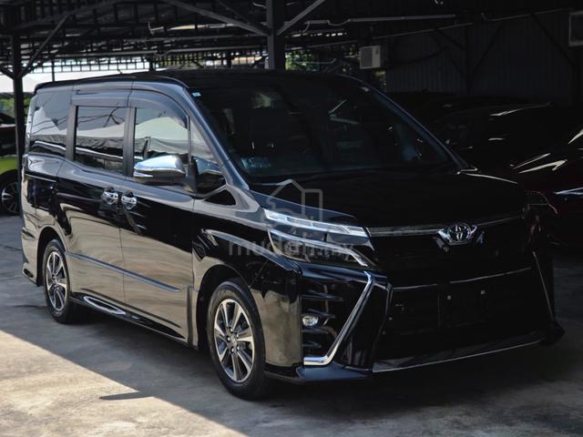 2021 Toyota VOXY 2.0 ZS KIRAMEKI III (A) - 1