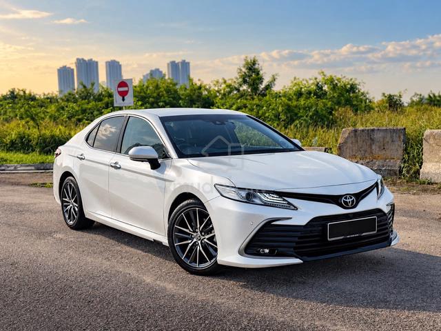 2023 Toyota CAMRY 2.5 V FACELIFT (A) |LOW MILEAGE - 1