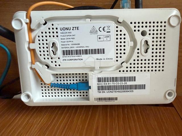 Unifi router - photo 3 of 3