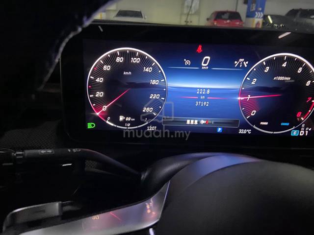 2023 Mercedes Benz C300 2.0 Hybrid AMG LINE - 4