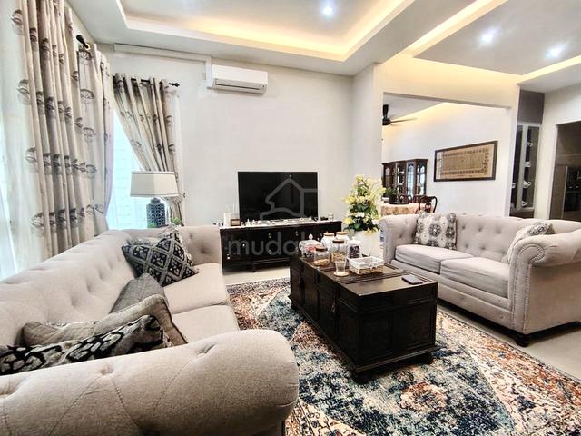 (RENOVATED) 2 Storey Semi D Warisan Puteri Precint 5 Seremban 1