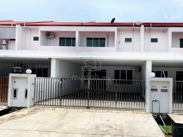 Double Storey Intermediate House for Rent at Luak Miri 1