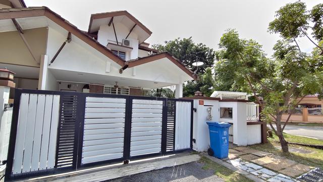 FULLY RENOVATED CORNER LOT Sunway Kayangan Seksyen U9 Shah Alam 1