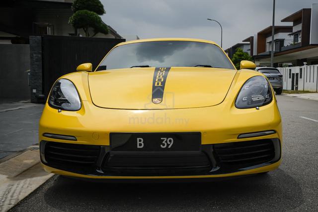 2017 Porsche Cayman 718 with nice car no. 39 - 3