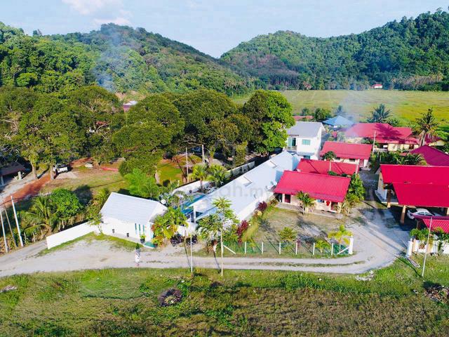 Villa In Pantai Tengah Near Pantai Cenang Langkawi 1