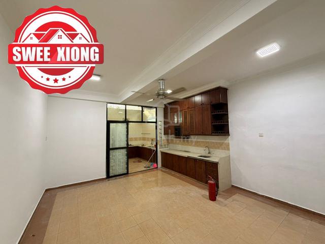 DOUBLE 2 STY TERRACE SOLOK SLIM 3000sf JELUTONG LANDED JALAN LINTANG 1