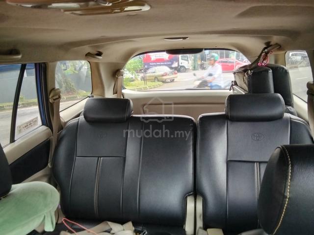 2011 Toyota INNOVA 2.0 E (M) - 4
