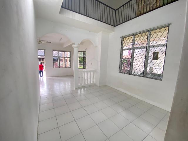 BANGLO LUAS ! Taman Bukit Semantan , Bebas Banjir , [FREEHOLD] 4