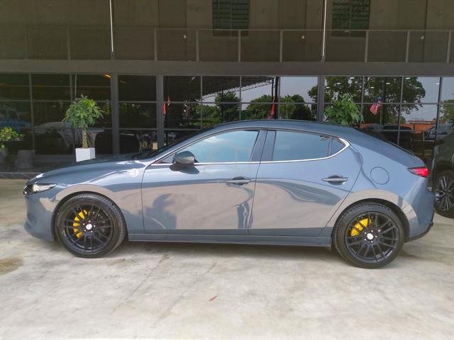Mil-37k 2021 Mazda 3 2.0 GVC HIGH PLUS LIFTBACK - 3