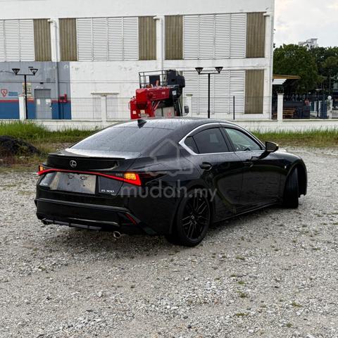 2021 Lexus IS 300 2.0 F SPORT MODE BLACK SROF 29K - 2