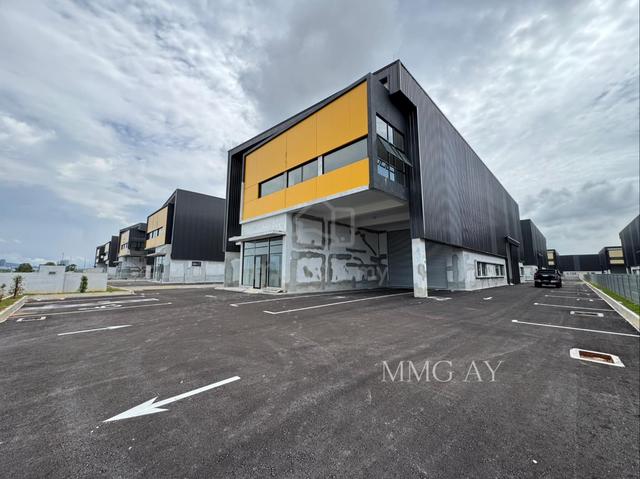 ( Ready Unit ) I8 @ Bandar Bukit Raja Klang Semi D Factory, Klang 1