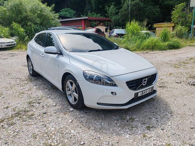 2015 Volvo V40 1.6 T4 (A) - 2