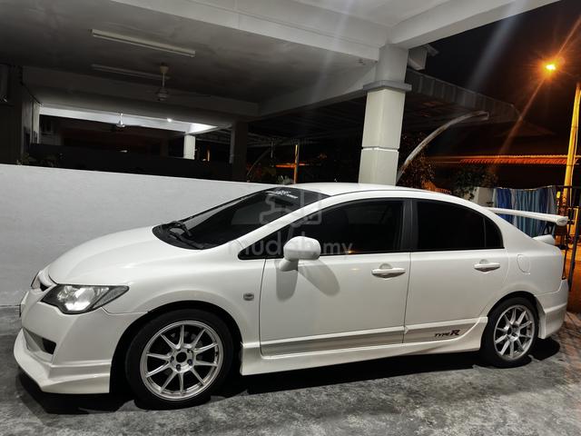 Honda CIVIC FD 1.8 i-VTEC (A) - 2