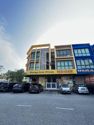 [Facing Open Shoplot] Hot Location Bandar Seri Putra Whole Unit 1
