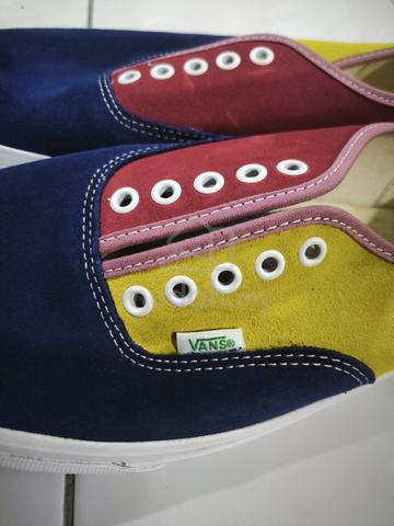 Vans Shoes - photo 2 of 4