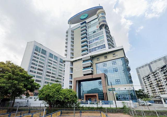 Menara Perdana 1388sqft Office/Warehouse with City View at Georgetown 1